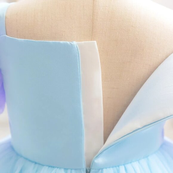 ๐งโโ๏ธ Mermaid Princess Dress + Seashell Tiara ๐งโโ๏ธ - Picture 4 of 7